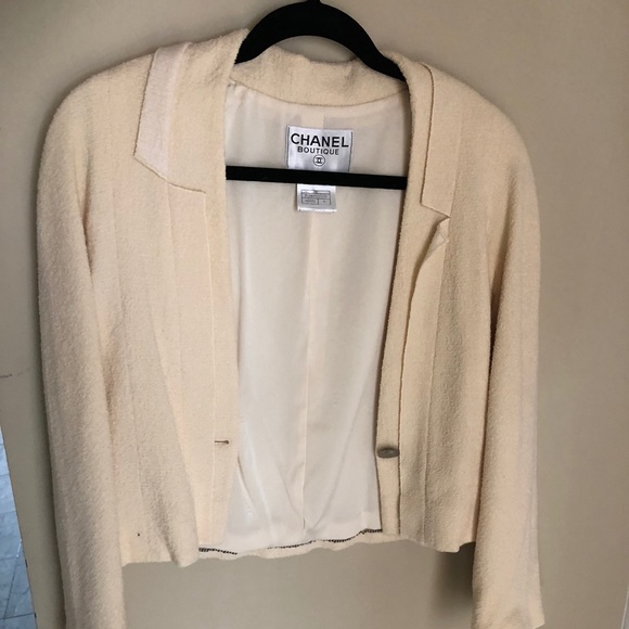 Vintage Chanel wool blazer - Picture 1 of 9